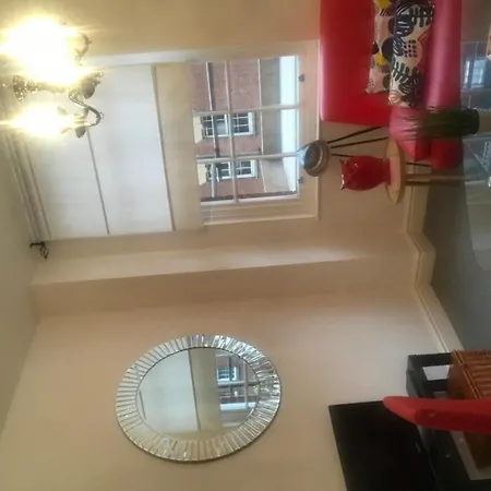 Flat 9 - City Center Two-bedroom Daire